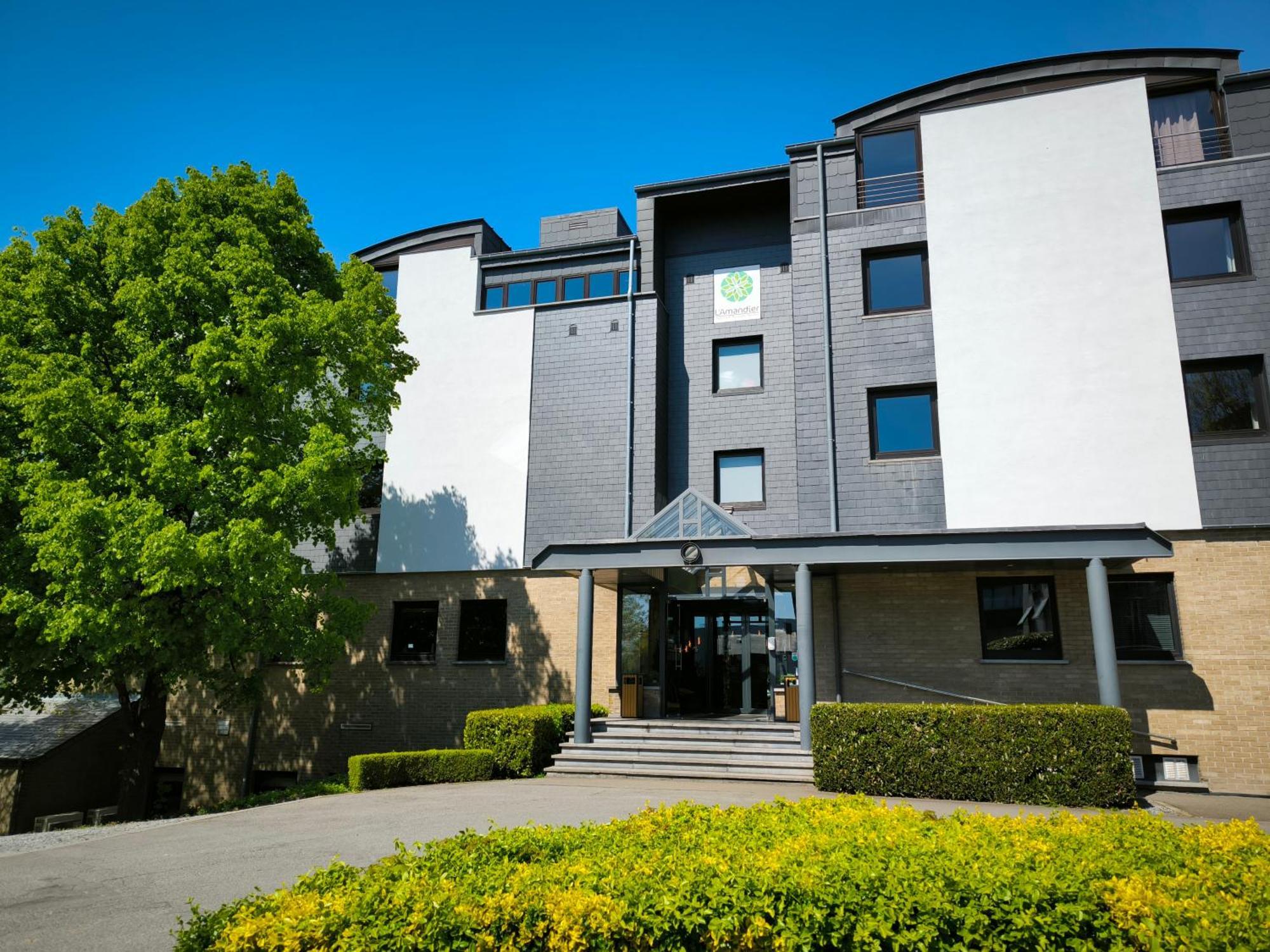 Hotel L'Amandier Libramont-Chevigny Kültér fotó